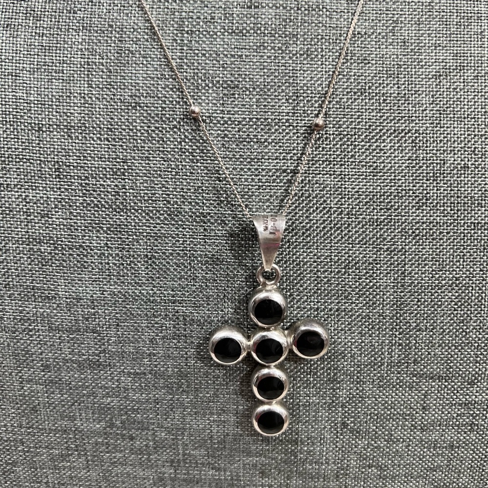 Onyx And 925 Sterling Silver. Set of 2 Chain Plus Onyx Pendant Sz 24” & 18” ☑️